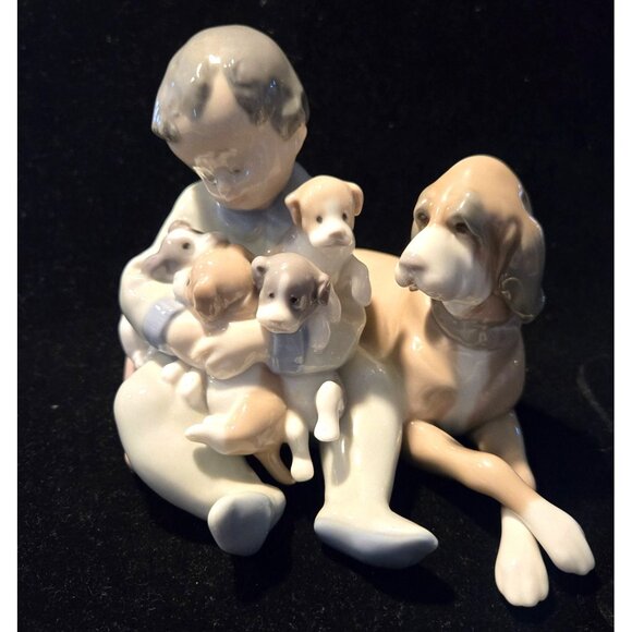 LLADRO Boy With Puppies & Mama Dog Porcelain Figurine Nao, LLADRÓ - Picture 2 of 10